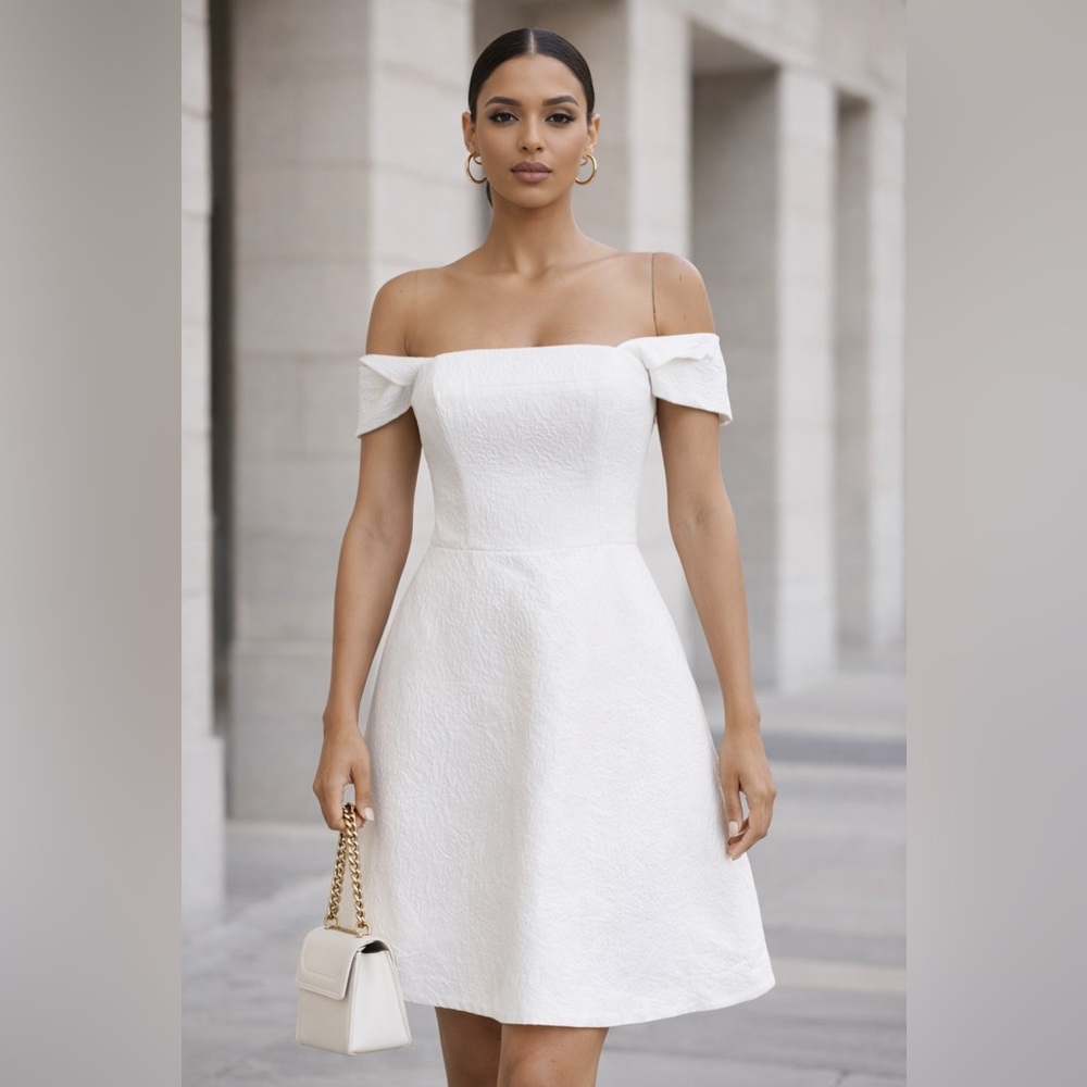Halston Heritage White Strapless / Off-Shoulder Dress – Size XS